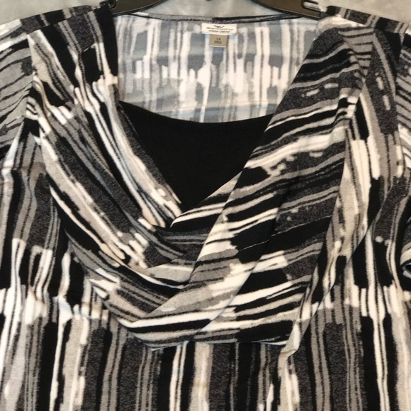 Worthington Short Sleeve Blouse with Cowl Neck Black/White/Grey 1X - Picture 2 of 8